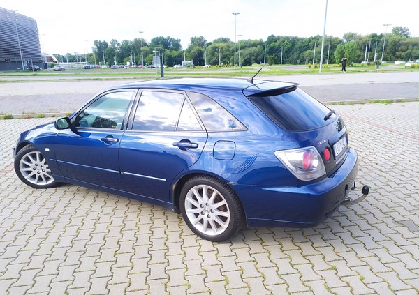 Lexus IS cena 18900 przebieg: 380000, rok produkcji 2004 z Lublin małe 631